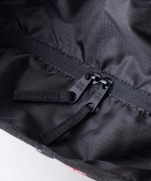 BEN DAVIS（ベンデイビス）の「【BEN DAVIS/ベンデイビス】２ＷＡＹトラベルショルダートートバッグＭ　ＢＤＷ－８０６８　　ポリエステルキャンバス素材使用（ショルダーバッグ・メンズ・パープル/ブラック/レッド・FREE）」の10枚目の写真