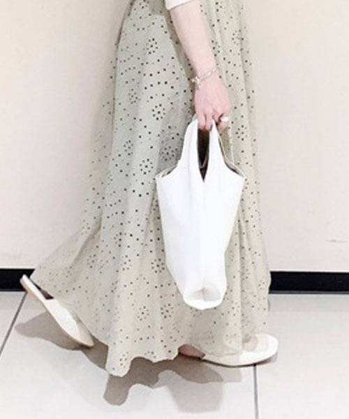 Lugnoncure（ルノンキュール）の「マルシェバッグ（エコバッグ/サブバッグ・レディース・ブラック/ホワイト/シルバー・ﾌﾘ-）」の2枚目の写真