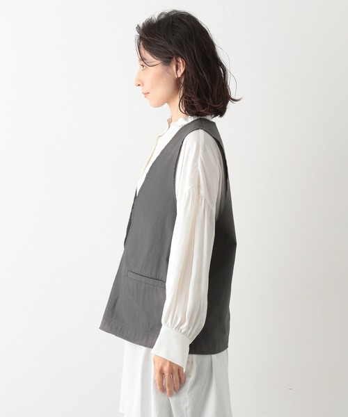 LEPSIM(レプシィム)の「★店舗限定★ミリタリーフカVベスト 935656(ベスト・レディース・チャコールグレー/カーキ・FREE)」の16枚目の写真