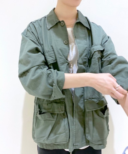SHENERY(シーナリー)の「(ROTHCO/ロスコ) ベルテッドBDシャツジャケット(ブルゾン・レディース・オリーブ/カーキ/グリーン・MEDIUM)」の19枚目の写真