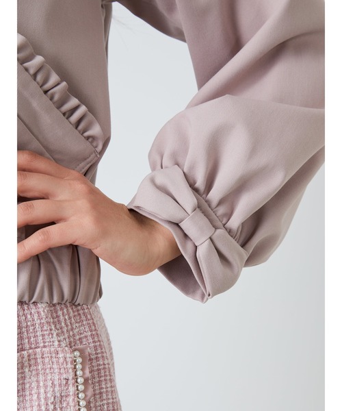 Ank Rouge（アンクルージュ）の「フリルフードブルゾン（ブルゾン・レディース・ピンク/ブラック/アイボリー・M）」の11枚目の写真