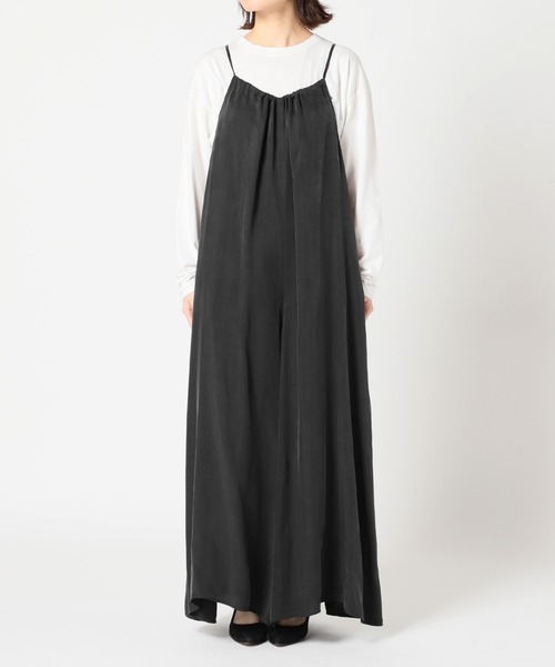 SLOBE IENA（スローブイエナ）の「フィブリルサテンキャミサロペット【手洗い可能】◆（サロペット/オーバーオール・レディース・グリーン/ブラック/ベージュ系その他・38/36）」の7枚目の写真