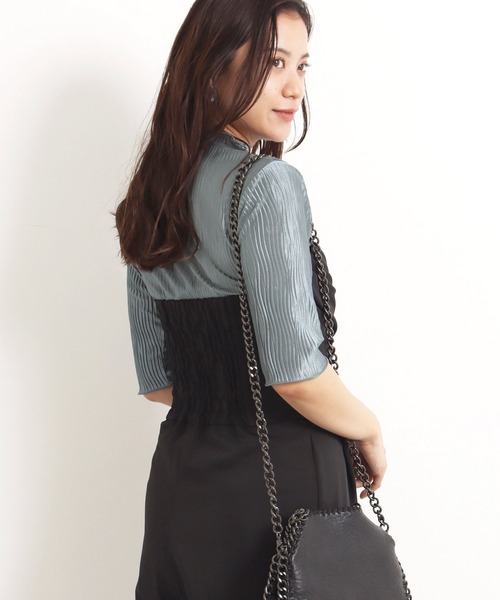 AULI（アウリィ）の「【低身長向けサイズ】ギラギラプリーツトップス（Tシャツ/カットソー・レディース・ブラック/ブルー/グリーン・XS）」の10枚目の写真