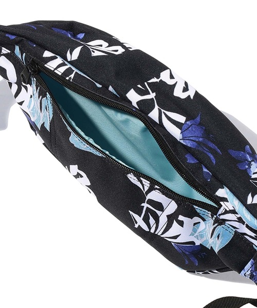 Levi's（リーバイス）の「LARGE BANANA SLING（ショルダーバッグ・メンズ・ブラック・OS）」の6枚目の写真