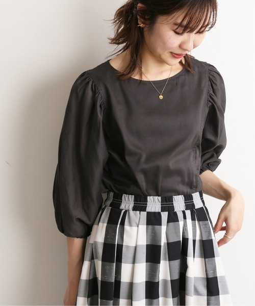美品　SLOBE IENA コットン襟元ギャザーロングブラウス eyJfcmFpbHMiOnsibWVzc2FnZSI6Ik