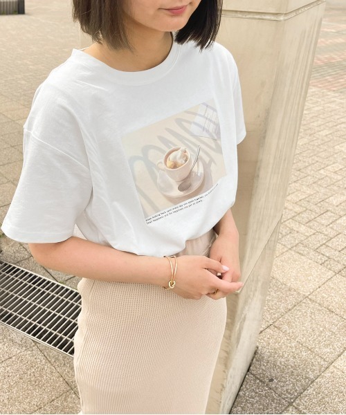 apres jour clair(アプレジュールクレア)の「【apres jour clair】フォトTシャツ【ZOZOTOWN限定アイテム】(Tシャツ/カットソー・レディース・オフホワイト/ホワイト系その他/ホワイト系その他2/ホワイト系その他3・X-LARGE/フリー)」の19枚目の写真