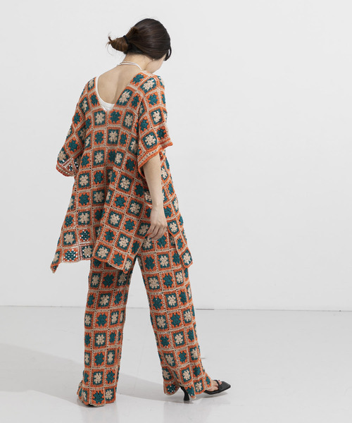 URBAN RESEARCH(アーバンリサーチ)の「ハンドクロシェニットパンツ(その他パンツ・レディース・チャコールグレー/レッド系その他・FREE)」の4枚目の写真