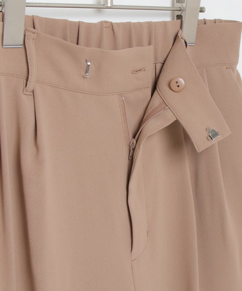 IKKA LOUNGE(イッカラウンジ)の「ツイルベネセンタープレスパンツ(その他パンツ・レディース・グレー/ボルドー/ダークベージュ・M/L)」の9枚目の写真