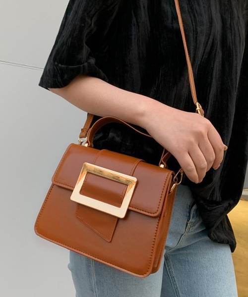 florist（フローリスト）の「【2WAY】ベルトデザインのスクエアミニショルダーバッグ（ショルダーバッグ・レディース・ブラック/ホワイト/レッド/ベージュ/キャメル・FREE）」の9枚目の写真