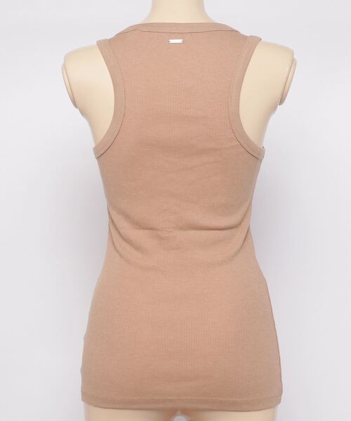 Guess(ゲス)の「Milena Tank Top(タンクトップ・レディース・ベージュ/カーキ・MEDIUM/X-SMALL/SMALL)」の4枚目の写真