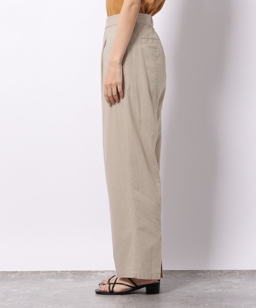 LAKOLE（ラコレ）の「コットンリネンスラブスリットトラウザーパンツ / 954255（その他パンツ・レディース・ブラック/ブラウン/ライトベージュ・SMALL/MEDIUM）」の13枚目の写真