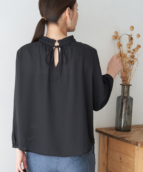 ROPE' PICNIC(ロペピクニック)の「【2WAY】フリルブラウス(シャツ/ブラウス・レディース・ホワイト/ライトグレー/ブラック/ブラック系その他/ブルー系その他・40/38)」の19枚目の写真