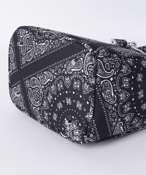 B'2nd（ビーセカンド）の「FKYB（エフケーワイビー）Paisley mini bag / ペイズリーミニバッグ（トートバッグ・レディース・その他/ホワイト/ブラック/ブルー/パープル・FREE）」の7枚目の写真