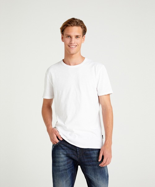 SISLEY(シスレー)の「ラウンドネック半袖Tシャツ・カットソー(Tシャツ/カットソー・メンズ・ホワイト/ブラック/ネイビー/マスタード・MEDIUM/X-LARGE/SMALL/LARGE)」の2枚目の写真