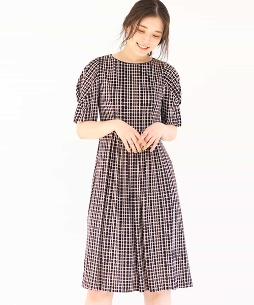 イージーケア 幾何学チェック柄ジャージーワンピース