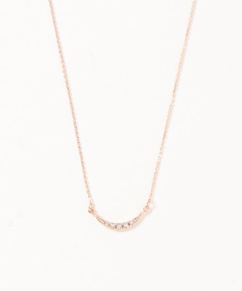 Phoebe(フィービィー)の「【金属アレルギー対応】クレッセントビジューペンダントネックレス(ネックレス・レディース・イエローゴールド/ピンクゴールド・FREE)」の4枚目の写真