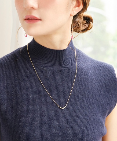 Phoebe(フィービィー)の「【金属アレルギー対応】クレッセントビジューペンダントネックレス(ネックレス・レディース・イエローゴールド/ピンクゴールド・FREE)」の9枚目の写真