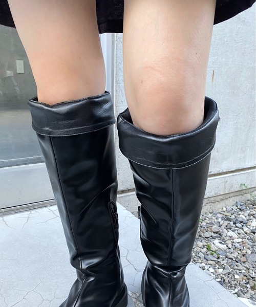 WHO'S WHO gallery（フーズフーギャラリー）の「タンクソールロングブーツ（ブーツ・レディース・ブラック・MEDIUM/LARGE）」の14枚目の写真