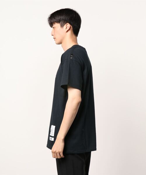 J.S.B.(ジェーエスビー)の「Patch Pattern Logo Tee(Tシャツ/カットソー・メンズ・ホワイト/ブラック・SMALL/MEDIUM/X-LARGE/LARGE)」の11枚目の写真