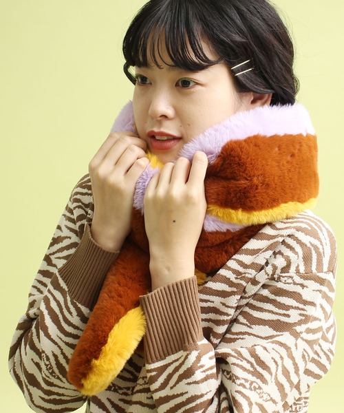 didizizi（ディディジジ）の「配色ファーマフラー（ストール/ショール・レディース・ブラウン/ピンク/ブルー・FREE）」の4枚目の写真