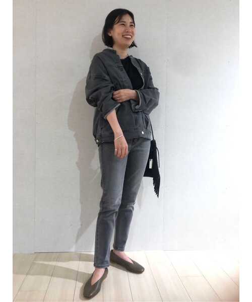 human woman（ヒューマンウーマン）の「５ｅ・デニムブルゾン（ブルゾン・レディース・グレー/ブラック・MEDIUM/SMALL）」の21枚目の写真