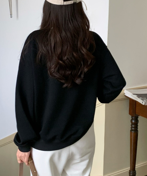 emi+(エミプラス)の「刺繍ロゴトレーナー(スウェット・レディース・ピンク/ブルー/ベージュ/ブラック/スモークピンク/ブルーグレー/ブラウン/ブルー系その他・FREE)」の20枚目の写真