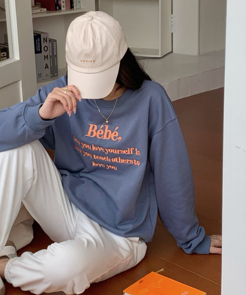 emi+(エミプラス)の「刺繍ロゴトレーナー(スウェット・レディース・ピンク/ブルー/ベージュ/ブラック/スモークピンク/ブルーグレー/ブラウン/ブルー系その他・FREE)」の22枚目の写真