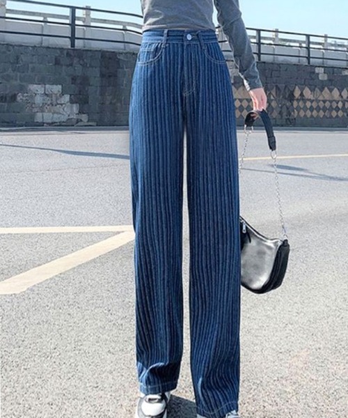 me+em select(ミームセレクト)の「ミックスストライプ ハイウエスト ストレート デニム(デニムパンツ・レディース・ライトブルー/ブルー・SMALL/MEDIUM/LARGE)」の6枚目の写真