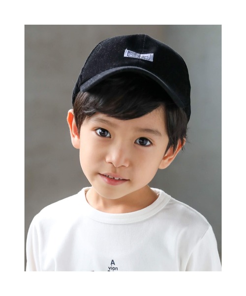 BeBe(ベベ)の「BeBe/コーデュロイロゴ刺繍キャップ(52~56cm)(キャップ・キッズ・ベージュ/ブラック・LARGE/MEDIUM)」の2枚目の写真