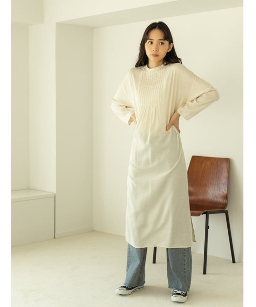 fifth（フィフス）の「フロントピンタックワンピース（ワンピース・レディース・オフホワイト/チャコールグレー・MEDIUM）」の12枚目の写真