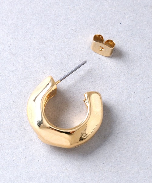 Manon's Selection(マノンズセレクション)の「バンピーフープキャッチピアス(ピアス(両耳用)・レディース・ゴールド/シルバー・ONE SIZE)」の4枚目の写真