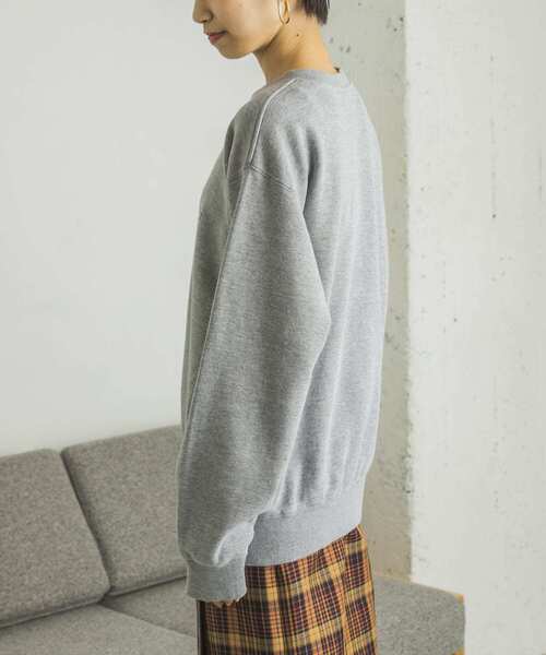 URBAN RESEARCH（アーバンリサーチ）の「College Logo Sweat（Tシャツ/カットソー・レディース・ライトブルー/オフホワイト/グレー系その他・FREE）」の6枚目の写真