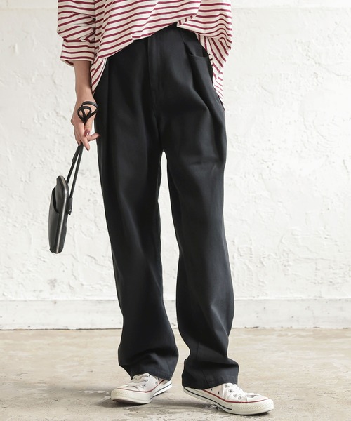 KOBE LETTUCE(コウベレタス)の「ウエストタックデニムパンツ(デニムパンツ・レディース・サックスブルー/ブラック系/インディゴブルー・S/M)」の1枚目の写真