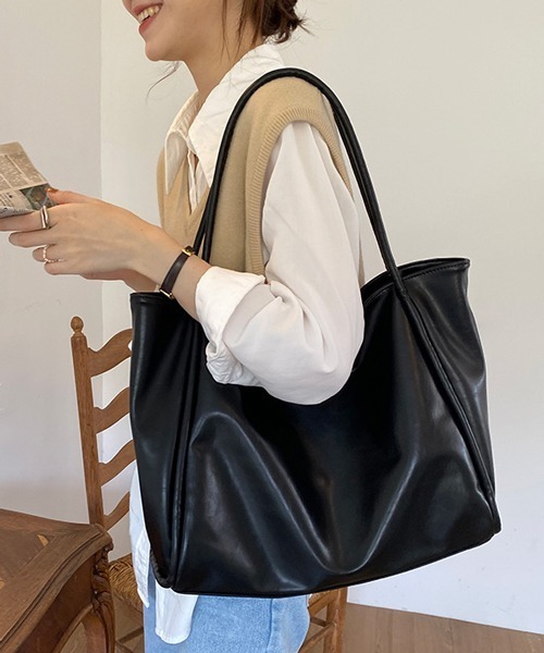 HALEY PESCA（ヘーリーペスカ）の「HALEY PESCA/大容量 合成皮革トートバッグ（トートバッグ・レディース・アイボリー/ブラック/ブラウン・FREE）」の8枚目の写真