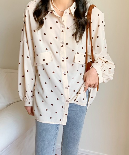 Diosfront（ディオスフロント）の「ボリュームスリーブドットシャツブラウス（Tシャツ/カットソー・レディース・アイボリー/ブラック/グリーン/ブルー・FREE）」の14枚目の写真