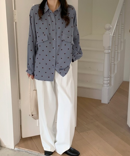 Diosfront（ディオスフロント）の「ボリュームスリーブドットシャツブラウス（Tシャツ/カットソー・レディース・アイボリー/ブラック/グリーン/ブルー・FREE）」の20枚目の写真