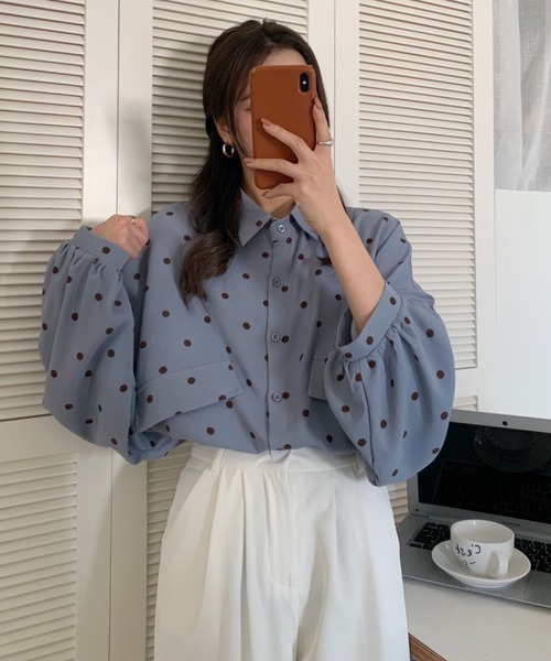 Diosfront（ディオスフロント）の「ボリュームスリーブドットシャツブラウス（Tシャツ/カットソー・レディース・アイボリー/ブラック/グリーン/ブルー・FREE）」の15枚目の写真