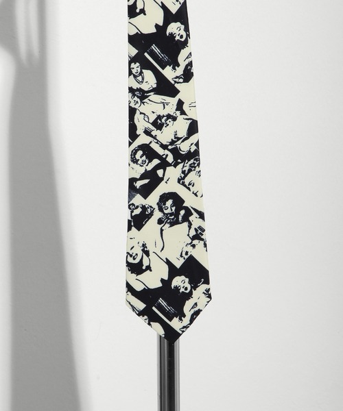 NILWAY（ニルウェイ）の「総柄とろみネクタイ（ネクタイ・メンズ・ホワイト系/ブラック系/ブラック系1/ブラウン系/ブラウン系1/ブラウン系2/ブルー系/ブルー系1/イエロー系・FREE）」の10枚目の写真