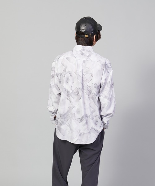 UNIIT（ユニット）の「【UNIIT／ユニット】とろみジョーゼットルーズシャツ（シャツ/ブラウス・メンズ・ライトグレー/ブラック/グリーン/ブルー・SMALL/MEDIUM/LARGE）」の22枚目の写真