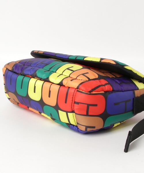UGG(アグ)の「UGG W DALTON CROSSBODY NYLON PRIDE / アグ ダルトン クロスボディ ナイロン プライド(ショルダーバッグ・レディース・マルチ・ONE SIZE)」の3枚目の写真