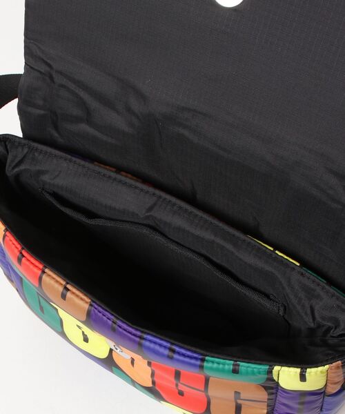 UGG(アグ)の「UGG W DALTON CROSSBODY NYLON PRIDE / アグ ダルトン クロスボディ ナイロン プライド(ショルダーバッグ・レディース・マルチ・ONE SIZE)」の4枚目の写真