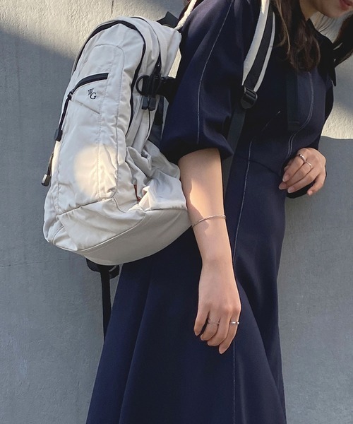 179/WG（イチナナキュウダブルジー）の「ポケット充実バックパック（バックパック/リュック・レディース・ブラック/オフホワイト・FREE）」の16枚目の写真