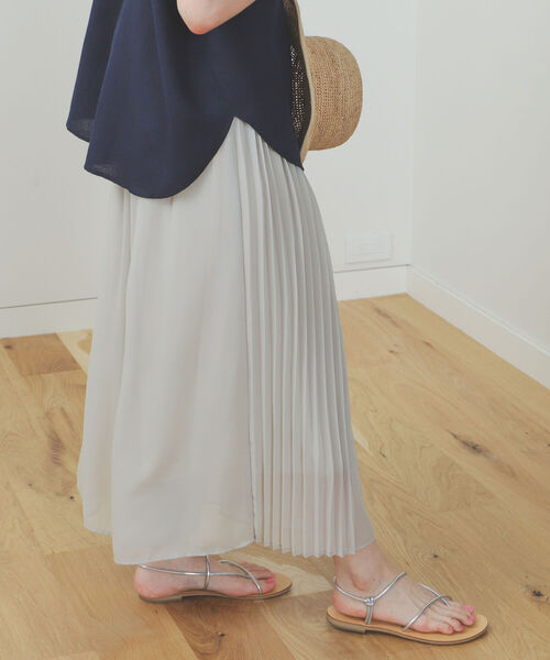 BEAMS HEART(ビームスハート)の「BEAMS HEART / シフォンプリーツ パンツ(その他パンツ・レディース・ネイビー/サックスブルー/ベージュ/ライム・FREE)」の16枚目の写真