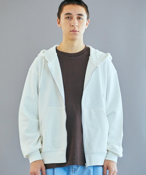 WEGO（ウィゴー）の「WEGO/スタンダードZIPパーカ（パーカー・メンズ・オフホワイト/杢グレー/ブラック・LARGE/SMALL/MEDIUM）」の12枚目の写真