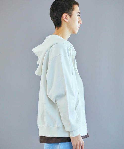 WEGO（ウィゴー）の「WEGO/スタンダードZIPパーカ（パーカー・メンズ・オフホワイト/杢グレー/ブラック・LARGE/SMALL/MEDIUM）」の17枚目の写真