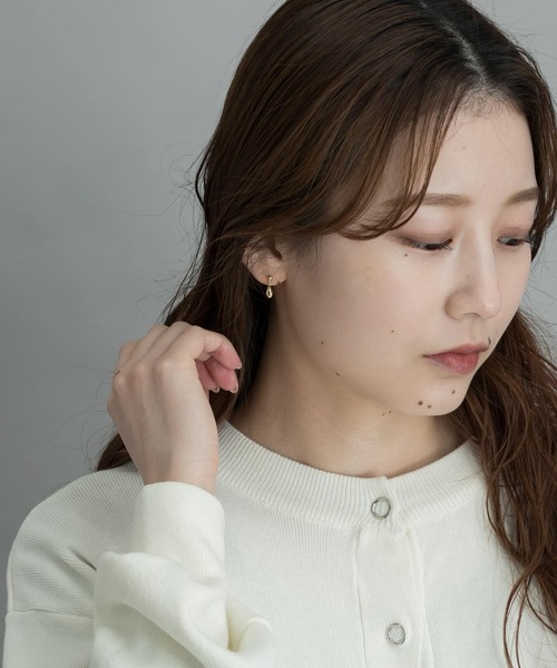 SMELLY(スメリー)の「silver925ドロップミニピアス(ピアス(両耳用)・レディース・ゴールド/シルバー・-)」の5枚目の写真