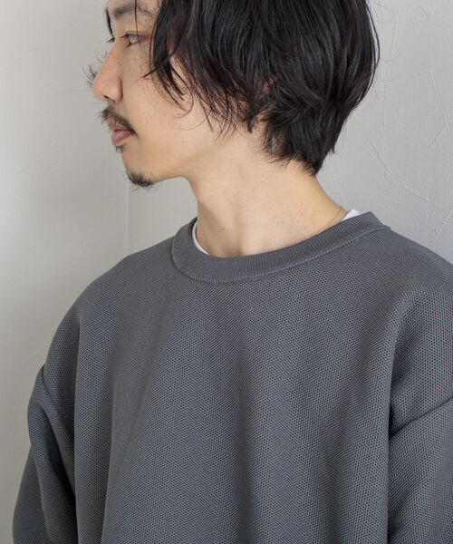 GLOSTER（グロスター）の「《ニット＋カットソーの2点SET》レイヤードプルオーバーニット【WEB限定カラーあり】（ニット/セーター・メンズ・チャコールグレー/ベージュ/サックスブルー/ミント・MEDIUM/LARGE）」の20枚目の写真