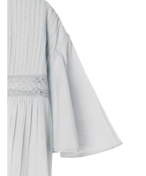 earth music&ecology（アースミュージックアンドエコロジー）の「レースピンタック ワンピース（ワンピース・レディース・ブラック/オフホワイト/サックスブルー・FREE）」の4枚目の写真