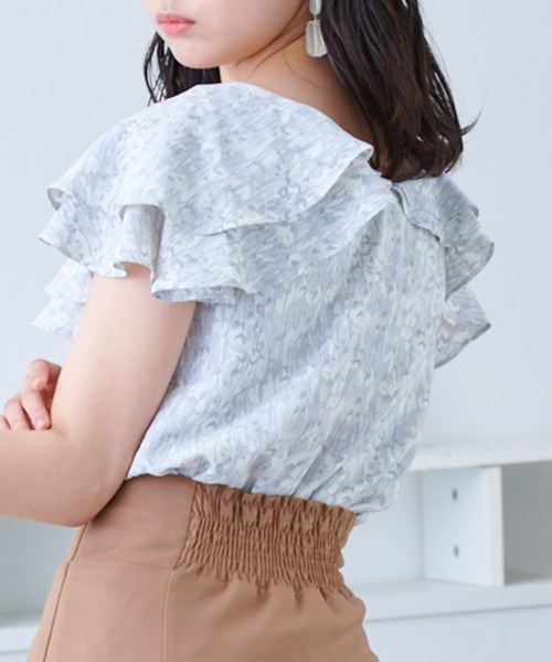 新品✳︎Parkes 半袖リバティブラウス✳︎Violetta ヴィオレッタ 新品✳︎Parkes 半袖リバティブラウス✳︎Violetta ヴィオレッタ