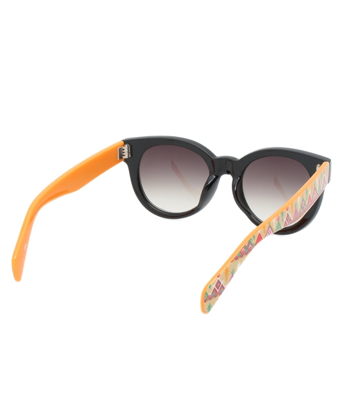 チチカカ（チチカカ）の「オーバルキャットサングラス　　　（サングラス・レディース・その他2/その他1・FREE）」の8枚目の写真